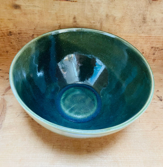 Blank grøn spiseskål