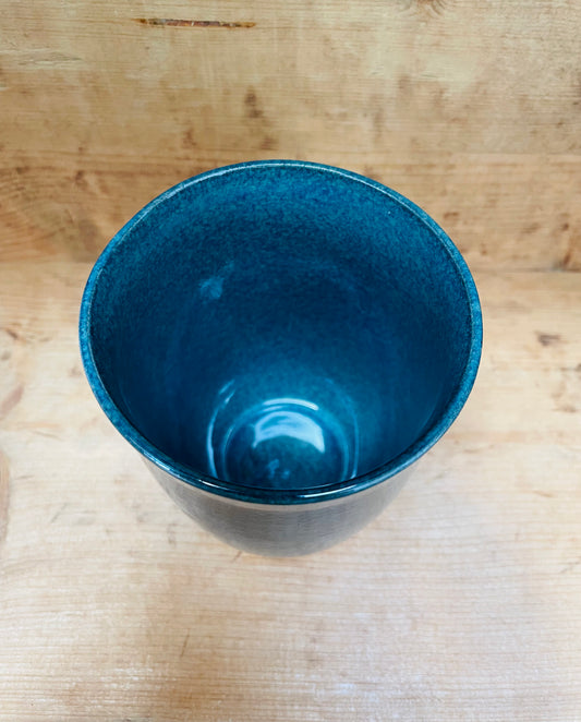 Håndglaseret havblåt stort krus