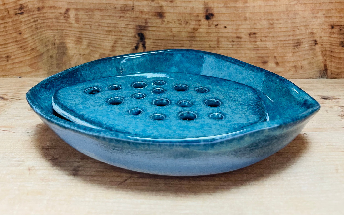 Unik havblå sæbeskål