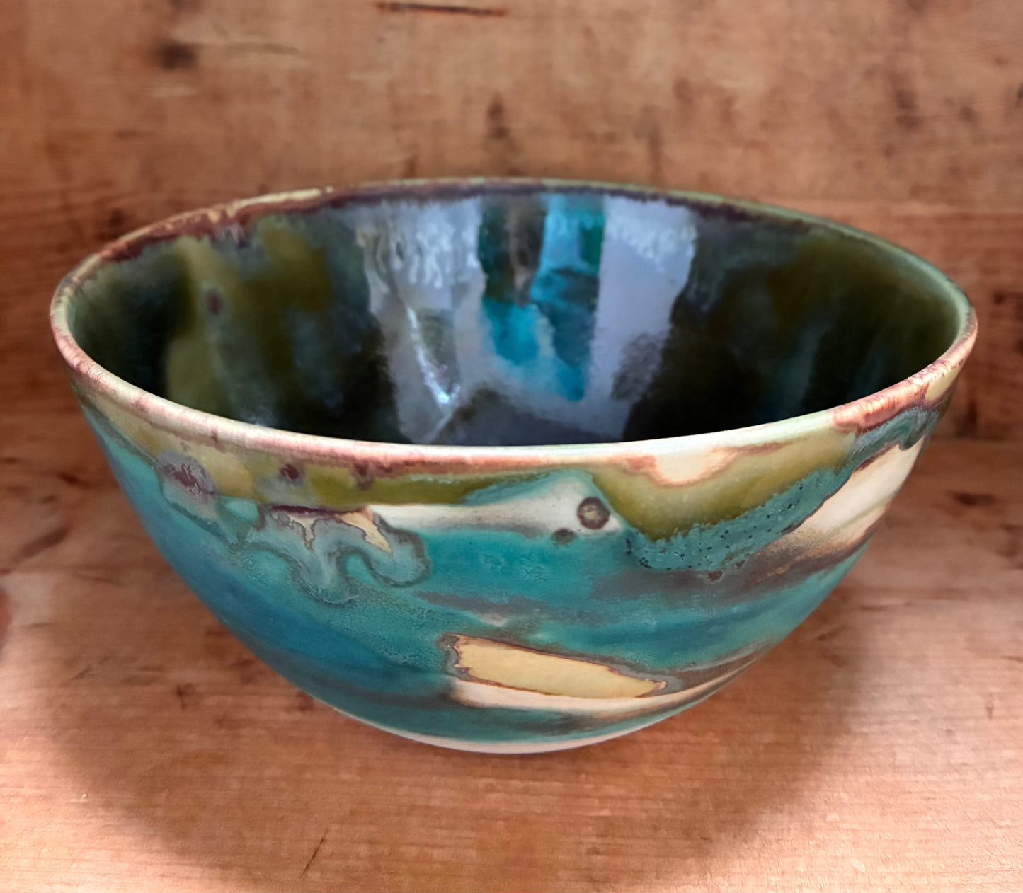 Unik håndmalet landskabs spiseskål