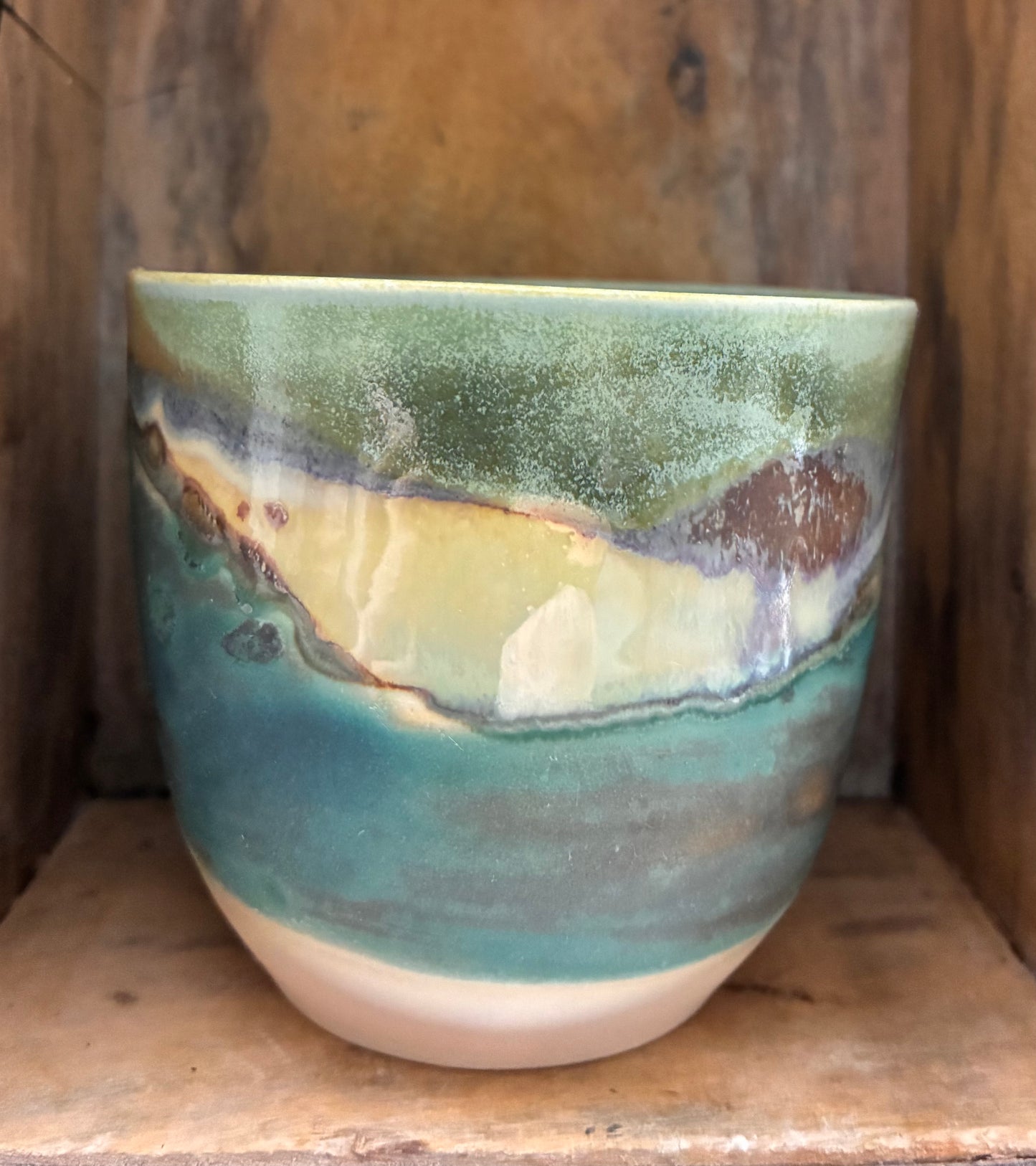 Unikt håndmalet lille krus -Sommer landskab