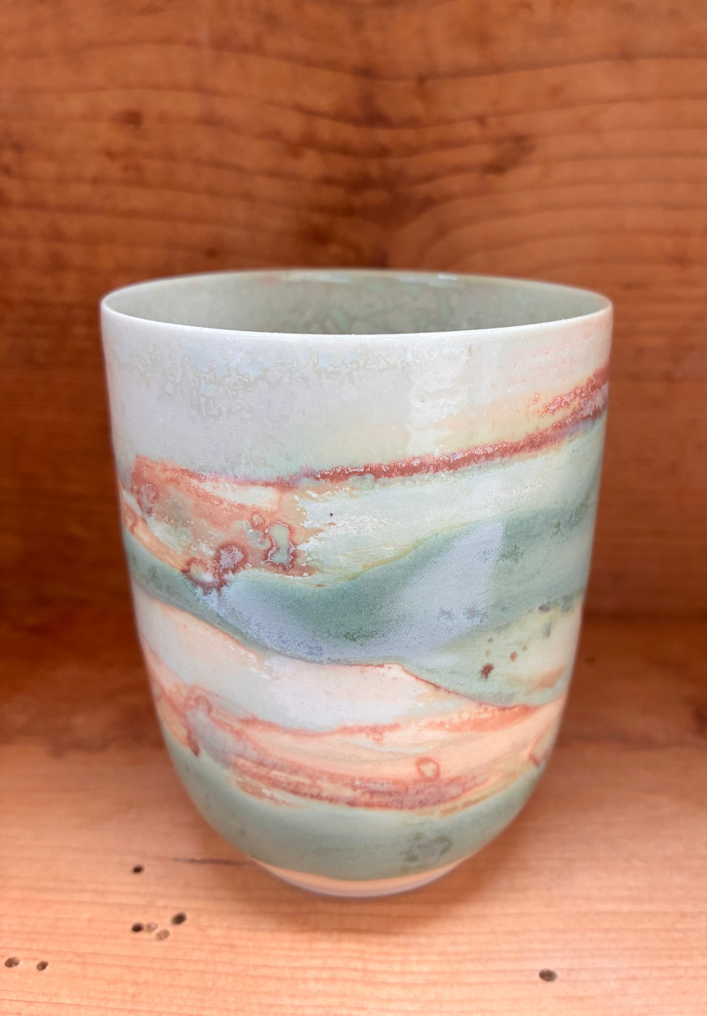 Håndmalet krus -forårslandskab